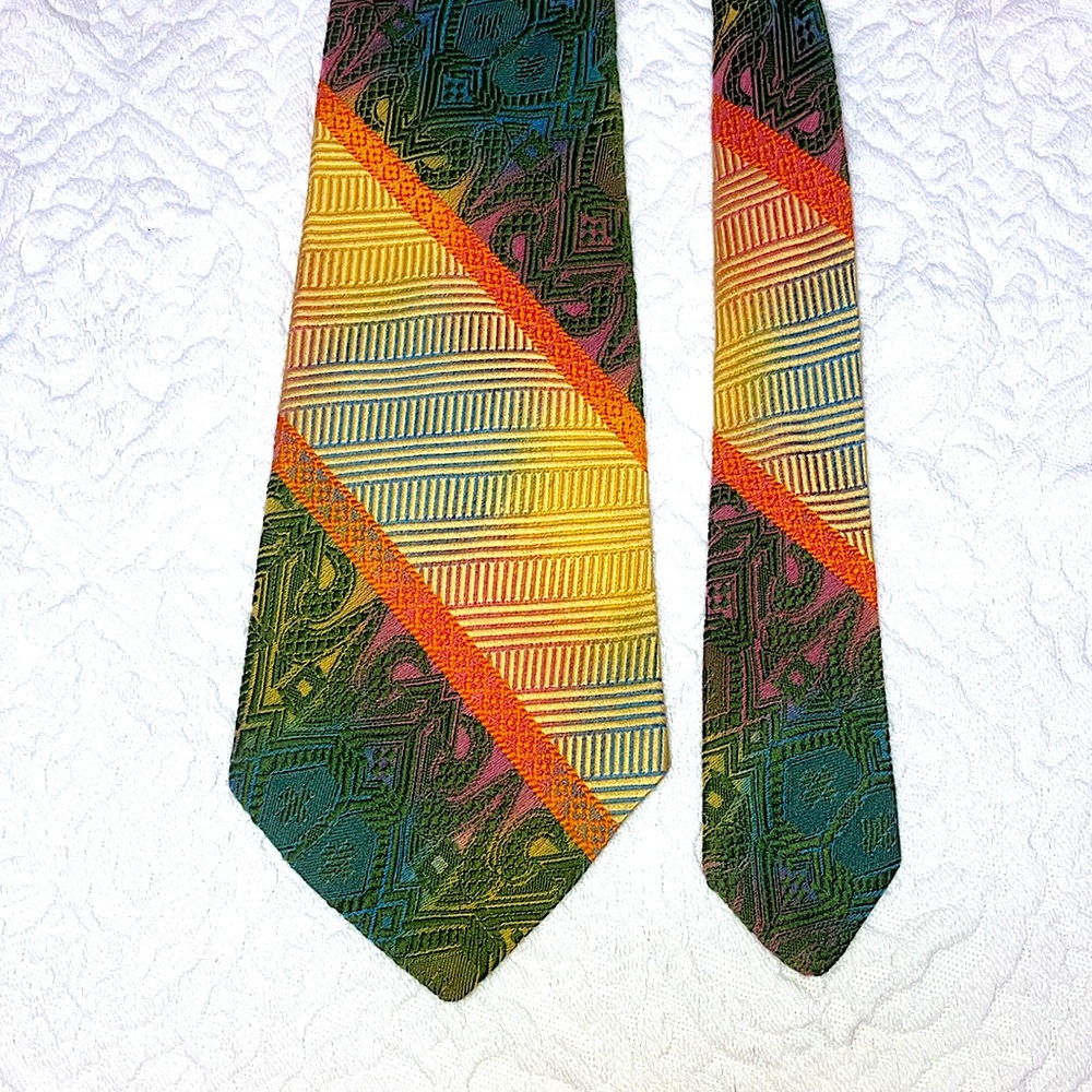 Vintage 70s polyester wide tie, bold kipper style,  orange/yellow/green